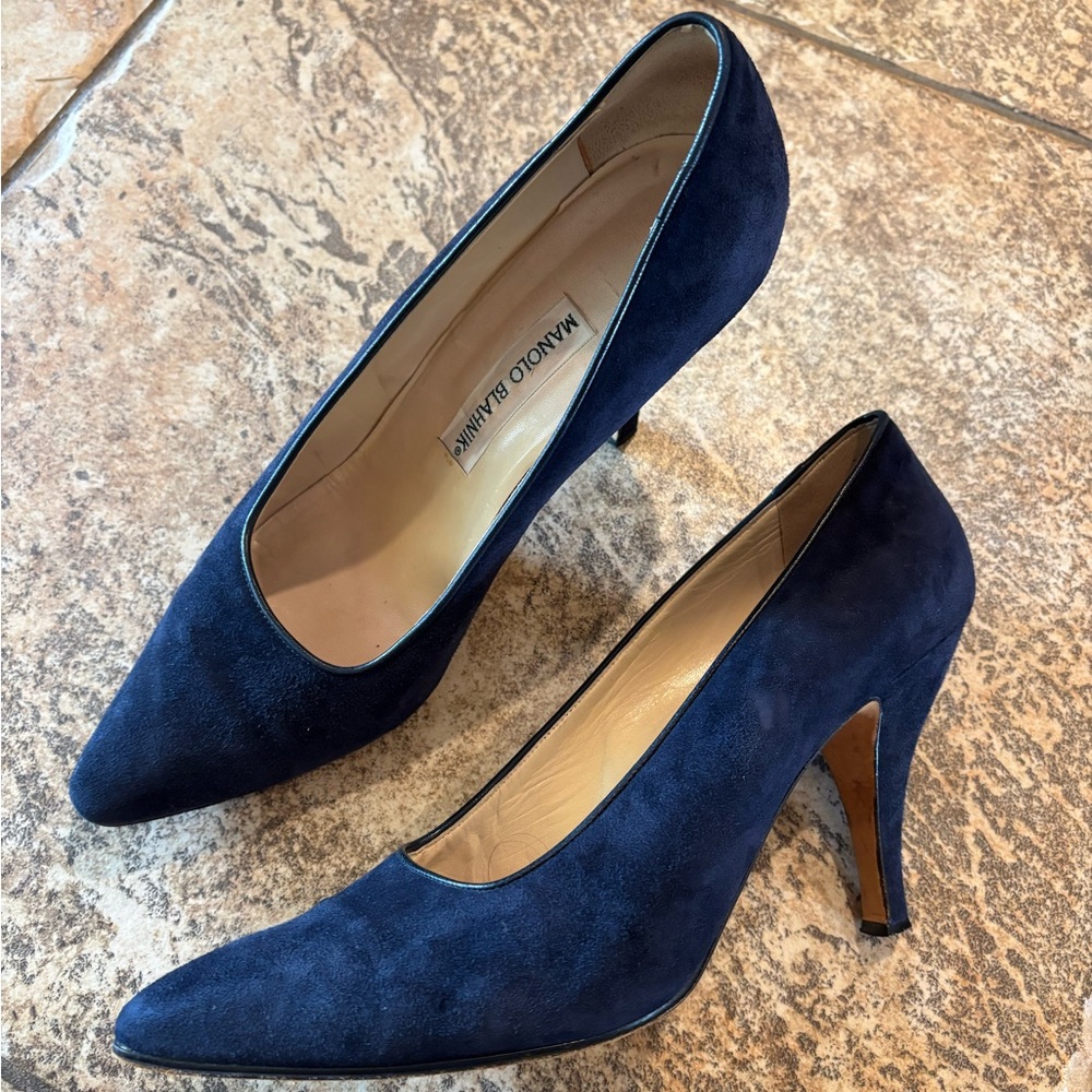 Manolo Blahnik size 40